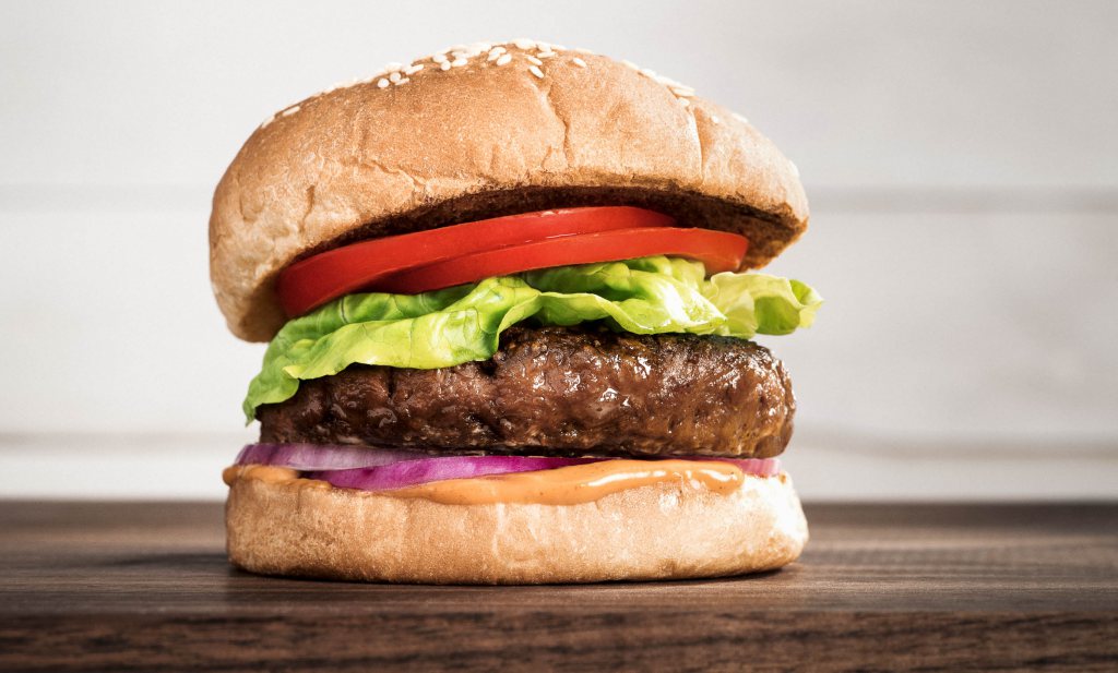 Beyond Burger gezonder dan hamburger, blijkt uit wc-eend studie
