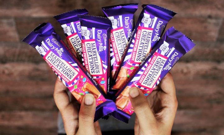 Britse reclameautoriteit doet online reclame van Cadbury gericht op kinderen in de ban