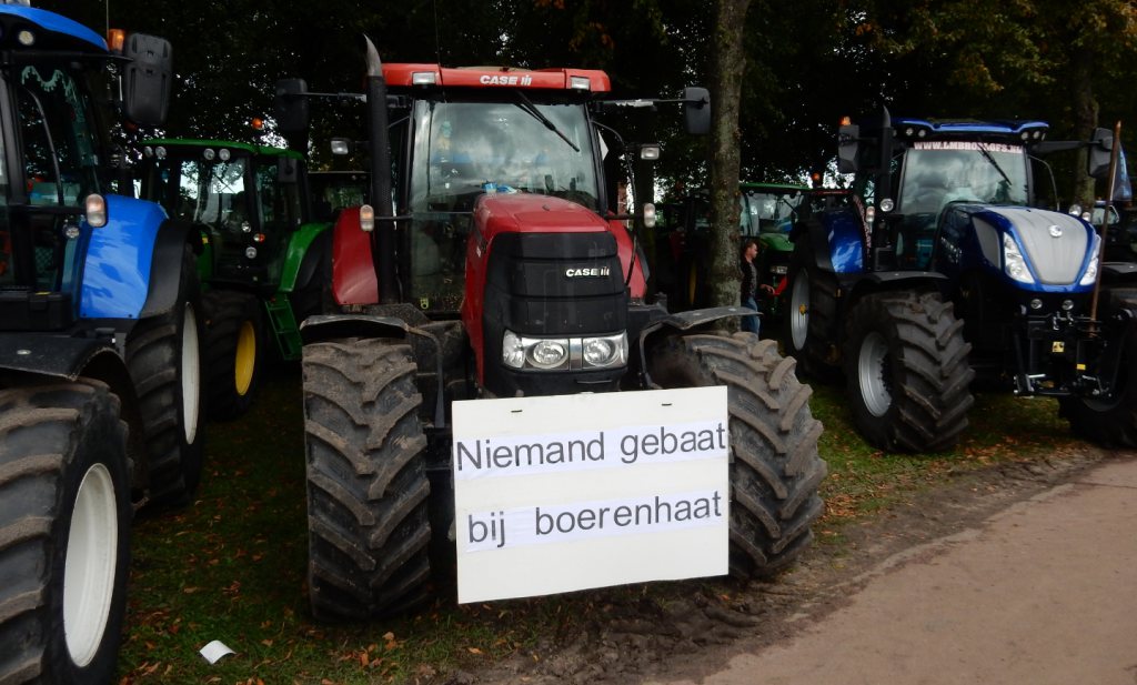 17 november: boeren naar Koning in Den Haag en gezamenlijke supermarkten in Leidschendam