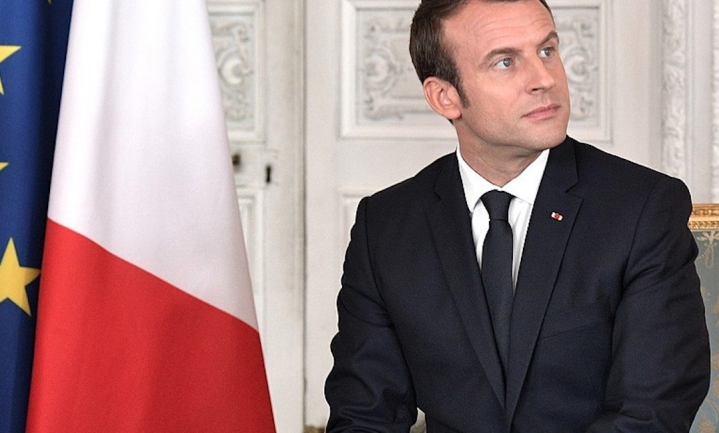 Indrukwekkende stoet Bekende Fransen roept Macron op tot ‘impopulaire’ klimaatmaatregelen