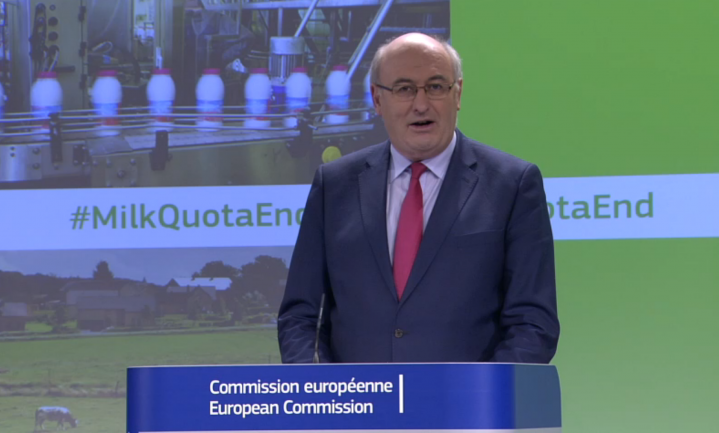 Eurocommissaris Hogan ziet het somber in voor Europese boeren