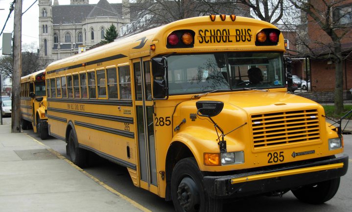 Amerika piekert over elektrische schoolbussen