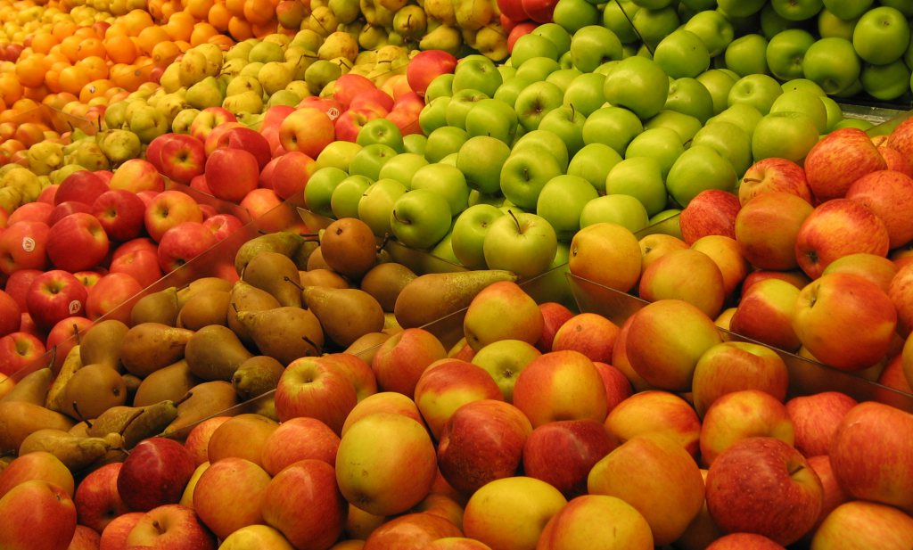 Fruittelers bezwijken onder goede oogst en boycot