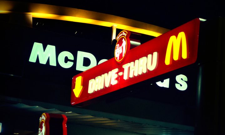 McDonald’s draait top, Burger King flop, klanten brengen horecaservies niet terug