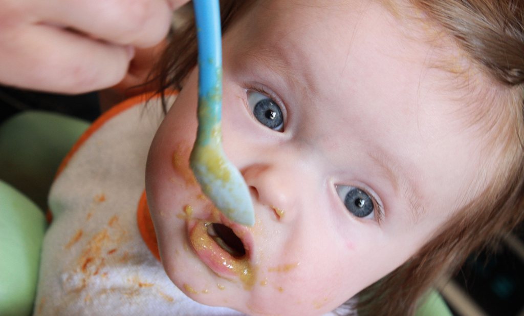 Pindakaas kan baby helpen tegen pinda-allergie, zegt kinderdokter