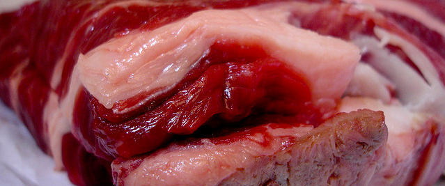 De consumptie van dierlijk vet kan hart- en vaatziekten niet verklaren