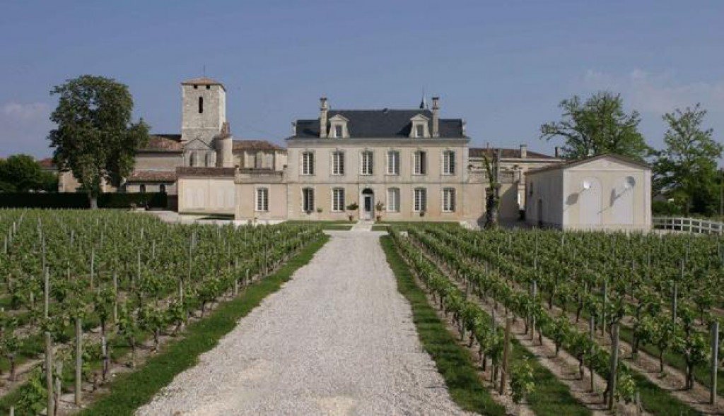 Amper 2% Franse wijngaard in buitenlandse handen