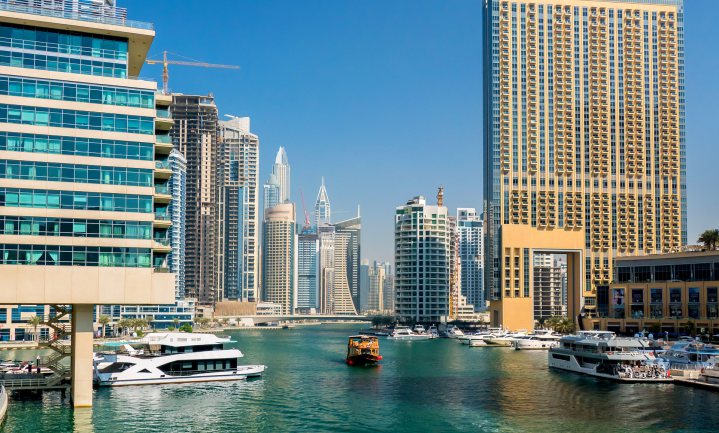 Dobbersuper in Dubai voor watersporters