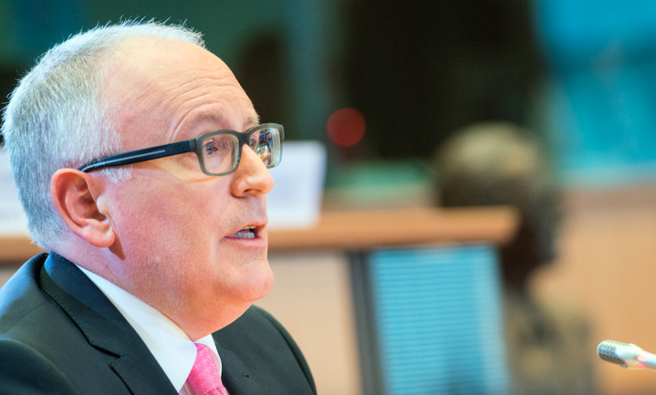 Dijksma: EU-commissaris Timmermans kletst