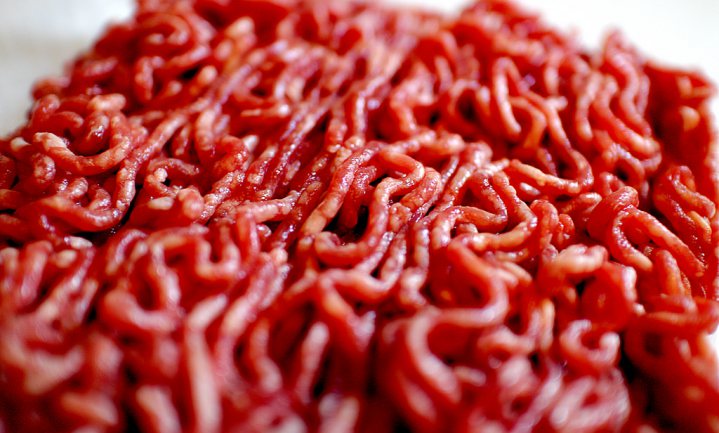 Duitse ‘vleestaks’ geeft vleesheffing terug aan boeren, zelfs aan buitenlandse