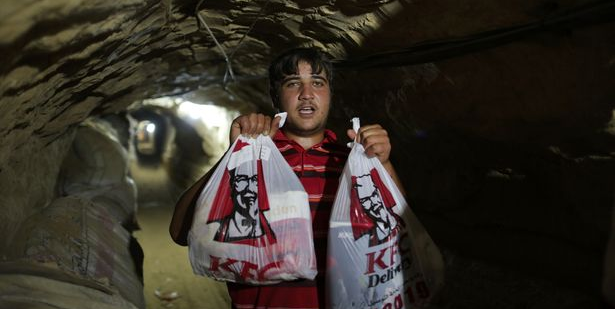 Egyptische KFC belevert Gaza via smokkeltunnels
