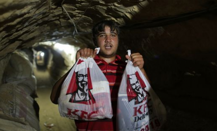Egyptische KFC belevert Gaza via smokkeltunnels
