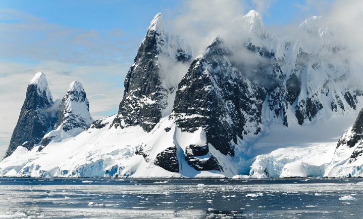 Onderwatermuur kan smelten gletsjers vertragen