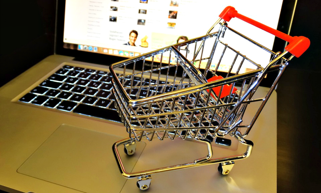 Ondanks forse groei verdienen supermarkten niet aan online bestellen, toch gaat stekker er niet uit