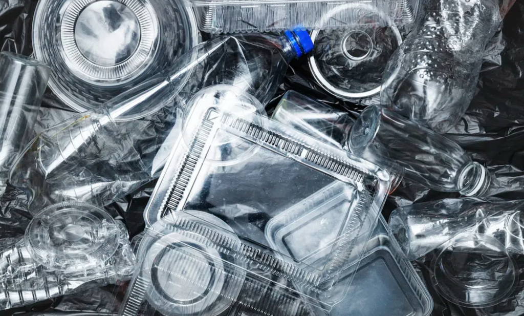 Korting voor wie slim plastic verpakkingen maakt, straf voor wie dat niet doet