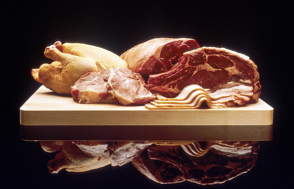 Dikke landen hebben duidelijk meer doden dan dunne, winkels verkochten meer vlees in 2020