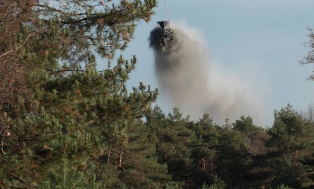 Brabant herstelt natuur met steenmeel uit een heli