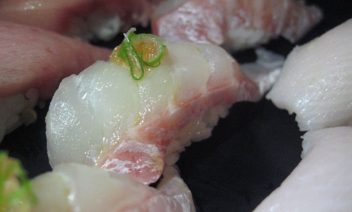 Andere vis op helft sushi in LA