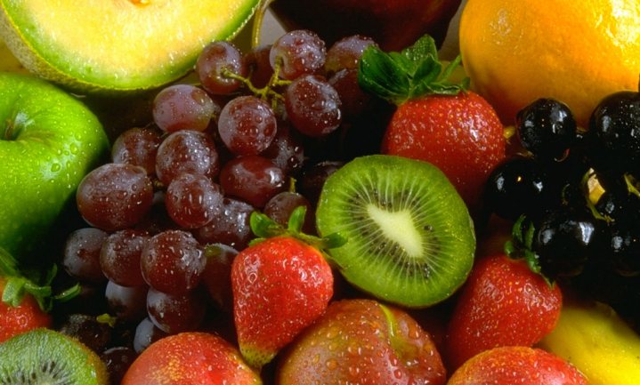 Fruitsap toch gezond, vindt Britse overheid