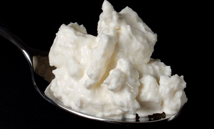 Yoghurt steekt - een beetje - boven andere zuivel uit